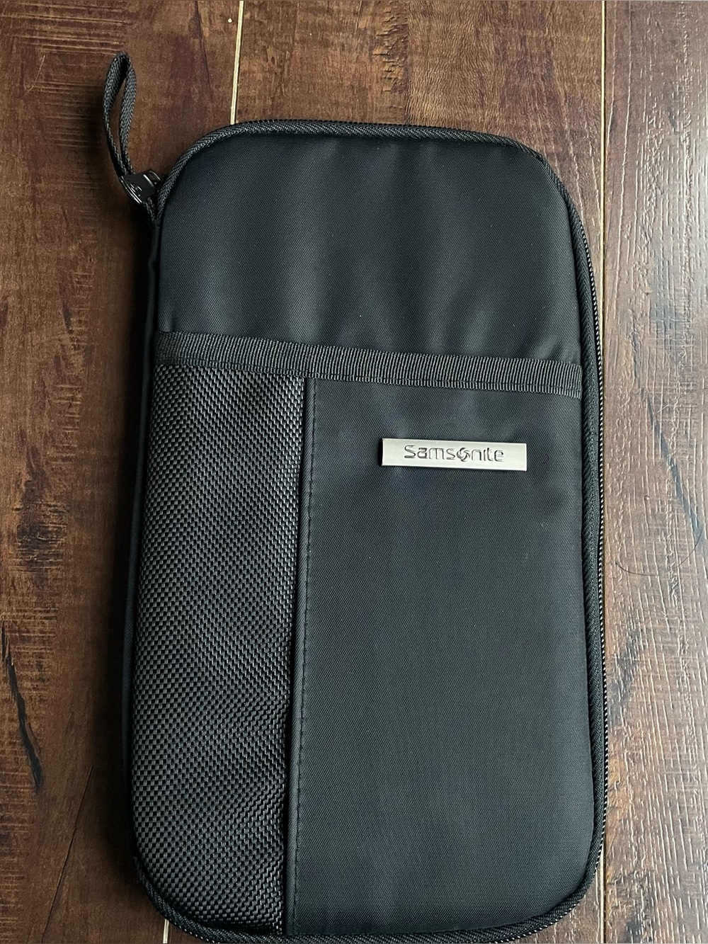 Samsonite Multi Pocket Zipper Document Travel Wallet